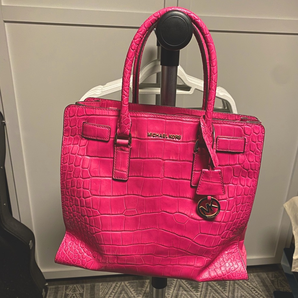 Hot pink Michael Kors tote!